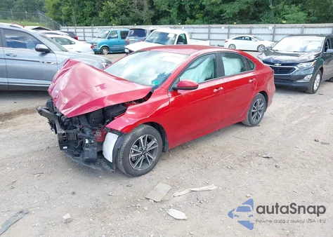 2023 Kia Forte Lxs z USA, uszkodzony, nr VIN 3KPF24AD7PE600769